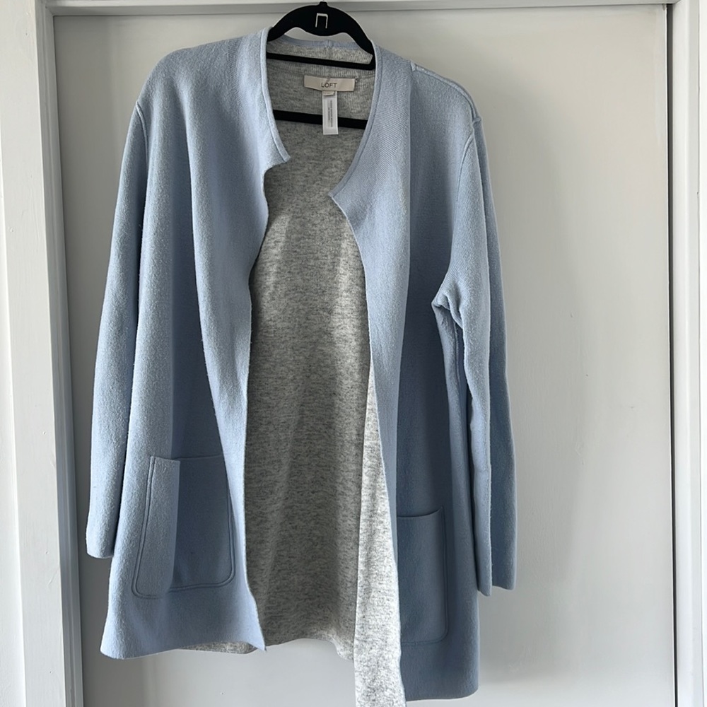 Like new LOFT womens Large open front cardigan